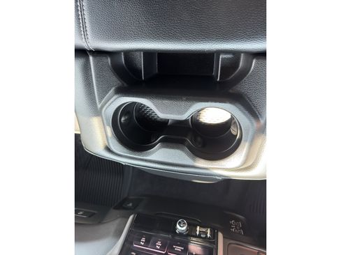 Used 2025 RAM 1500 Laramie AWD/4WD image 22