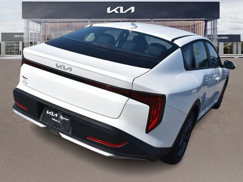 New 2026 Kia K4 FWD image 4