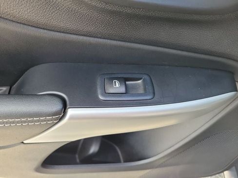 Certified 2022 Jeep Cherokee Latitude AWD/4WD image 16