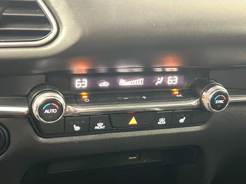 Used 2020 MAZDA CX-30 FWD w/ Premium Package image 27