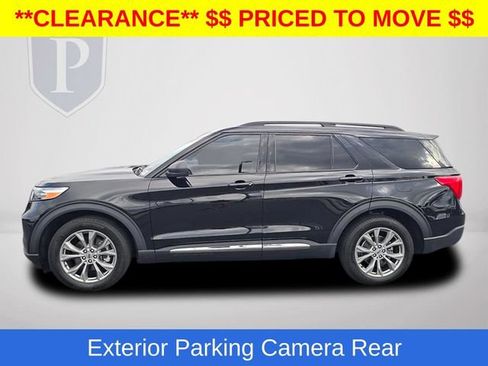 Used 2023 Ford Explorer XLT w/ Equipment Group 202A AWD/4WD image 12