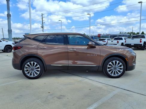 Used 2024 Chevrolet Blazer Premier w/ Enhanced Convenience Package image 5