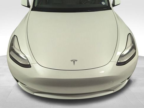 Used 2023 Tesla Model Y Long Range image 51