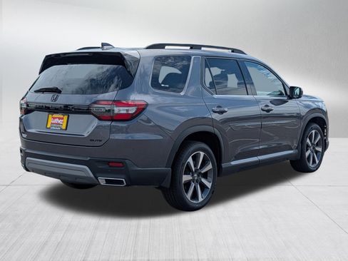 Used 2024 Honda Pilot Elite image 7