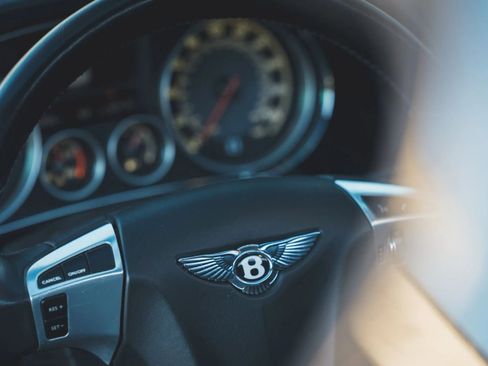 Used 2015 Bentley Flying Spur V8 image 67