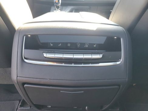 Used 2022 Cadillac Escalade Sport w/ Touring Package image 17