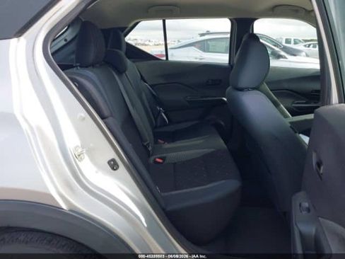 Used 2020 Nissan Kicks S FWD image 8