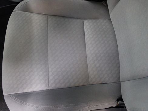 Used 2020 Toyota Tacoma SR5 AWD/4WD image 14