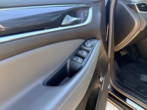 Used 2022 Buick Enclave Essence w/ Experience Buick Package image 22