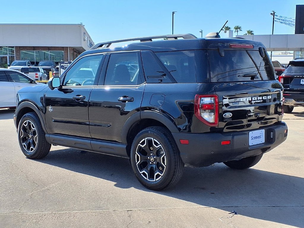 Used 2025 Ford Bronco Sport Outer Banks w/ Outer Banks Tech Package+ AWD/4WD image 6