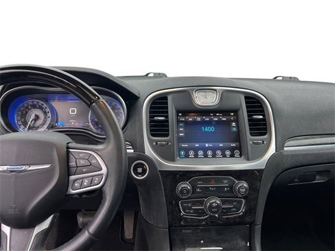 Used 2017 Chrysler 300 C w/ Safetytec Plus Group image 14