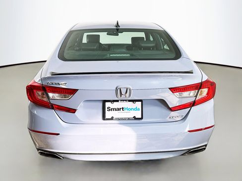 Used 2022 Honda Accord Sport image 6