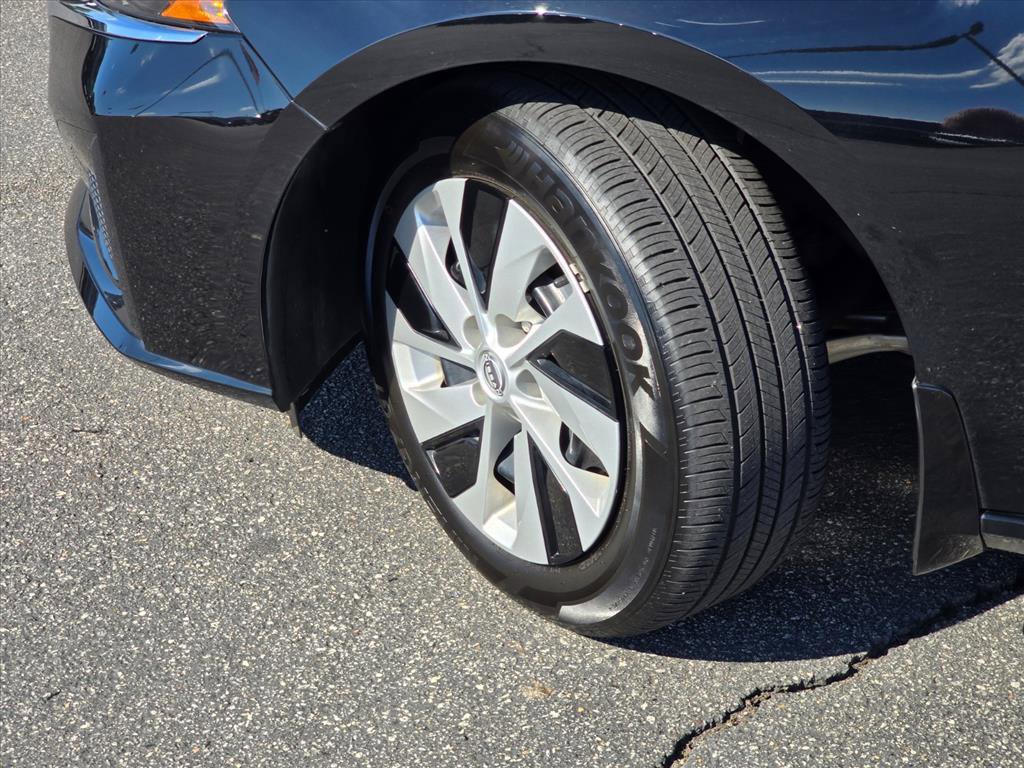 Used 2025 Nissan Altima 2.5 S FWD image 27