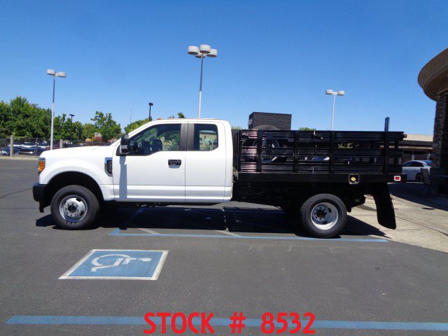 Used 2017 Ford F350 XL w/ Power Equipment Group AWD/4WD image 2