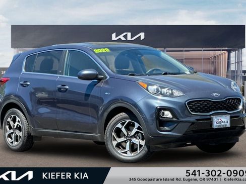 Used 2022 Kia Sportage LX AWD/4WD image 1