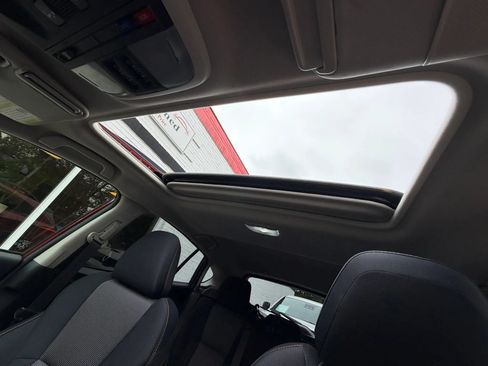 Used 2018 Subaru Crosstrek 2.0i Premium AWD/4WD image 30