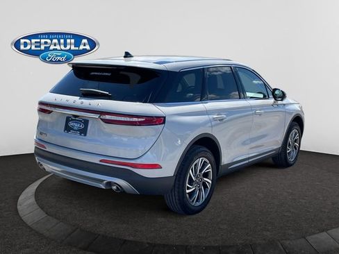 Used 2024 Lincoln Corsair AWD w/ Equipment Group 101A image 7
