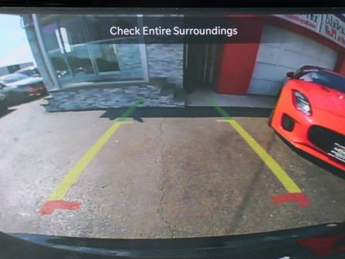 Used 2026 Chrysler Pacifica Select FWD image 39