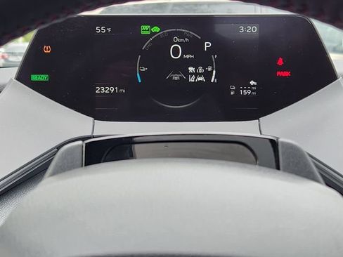 Used 2024 Toyota Prius Prime FWD image 11