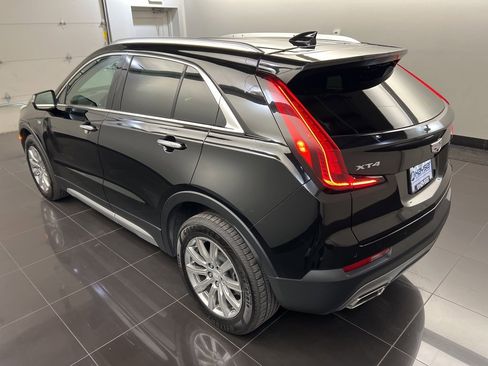 Used 2022 Cadillac XT4 Premium Luxury w/ Safety Alert Package image 4