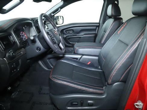 Used 2023 Nissan Titan PRO-4X w/ Pro-4x Convenience Package AWD/4WD image 22