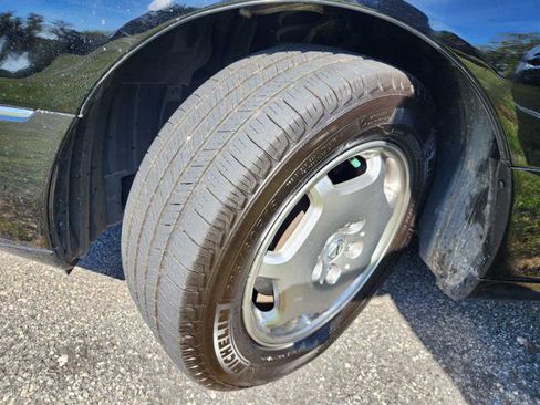 Used 2002 Lexus LS 430 image 9