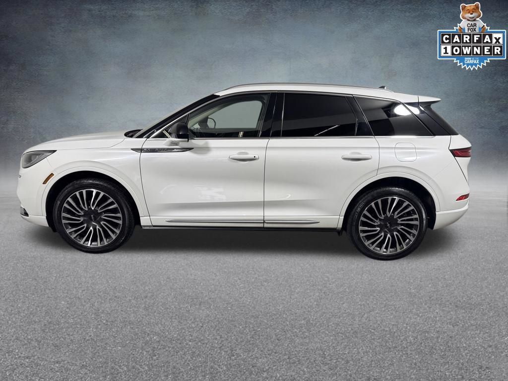Used 2022 Lincoln Corsair AWD w/ Premium Package image 4