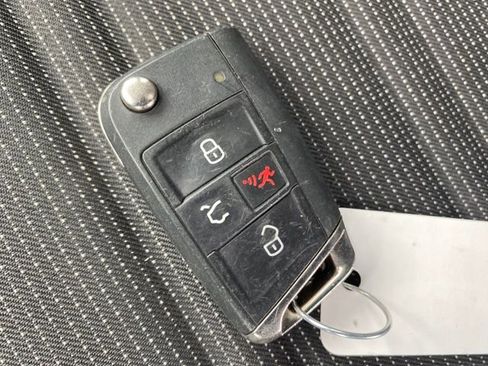 Used 2024 Volkswagen Tiguan S image 23