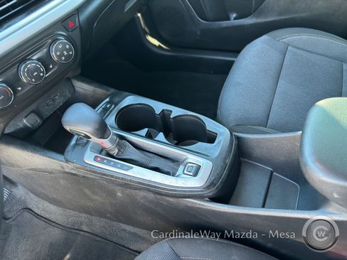 Used 2024 Chevrolet Trax LS w/ LS Convenience Package image 27