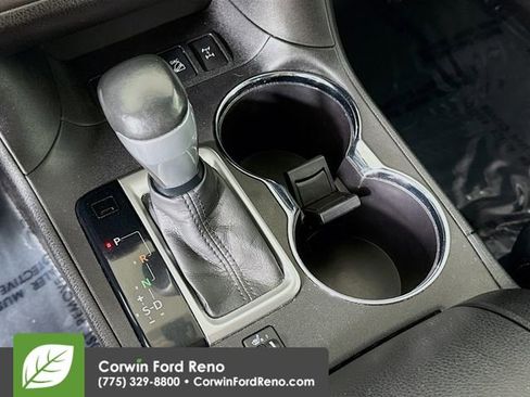 Used 2014 Toyota Highlander XLE image 16