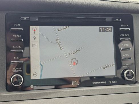 Used 2020 Toyota Sienna Limited FWD image 34