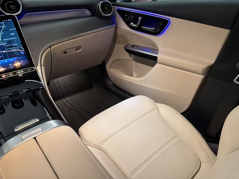 Certified 2026 Mercedes-Benz GLC 300 image 29