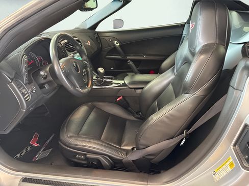Used 2012 Chevrolet Corvette Grand Sport w/ 3LT Preferred Equipment Group RWD image 2