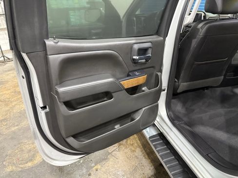 Used 2018 Chevrolet Silverado 1500 LTZ w/ LTZ Plus Package image 24