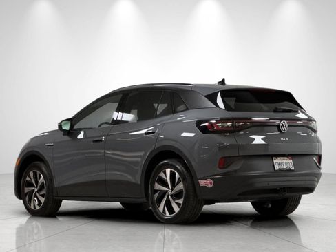 Used 2023 Volkswagen ID.4 Pro AWD/4WD image 3