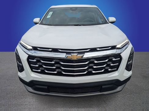 Used 2025 Chevrolet Equinox LT FWD image 8