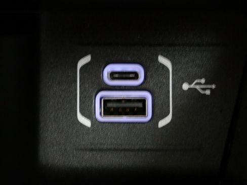 Used 2022 Jeep Compass Limited w/ Elite Group image 23