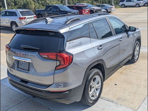 Used 2021 GMC Terrain SLE w/ Driver Convenience Package AWD/4WD image 7
