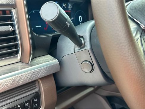 New 2025 Ford F350 King Ranch w/ Chrome Package image 27