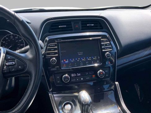 Used 2016 Nissan Maxima Platinum FWD image 7