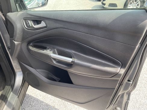 Used 2014 Ford Escape SE FWD image 29