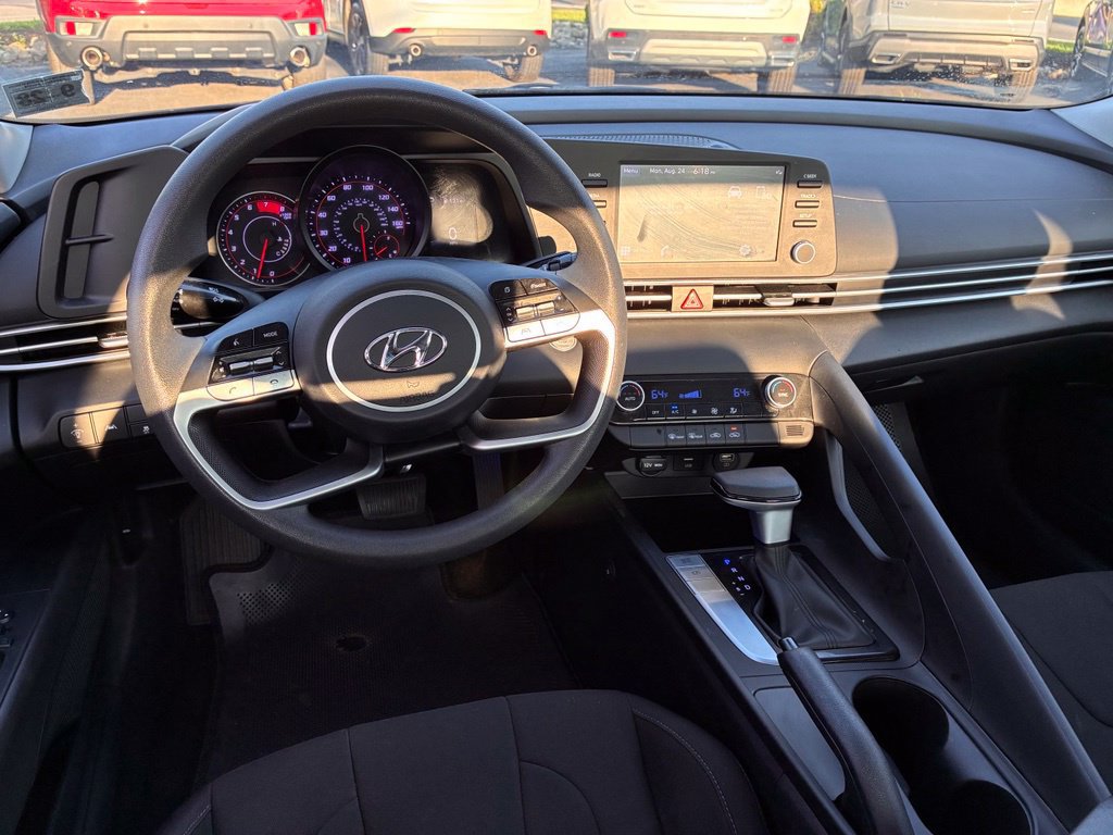 Used 2023 Hyundai Elantra SEL FWD image 27