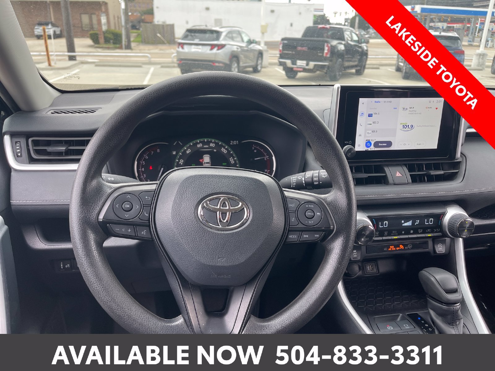 Certified 2025 Toyota RAV4 XLE FWD image 24