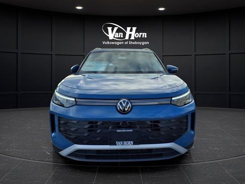New 2026 Volkswagen Tiguan SE AWD/4WD image 35