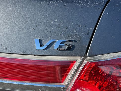 Used 2012 Honda Accord EX-L image 12