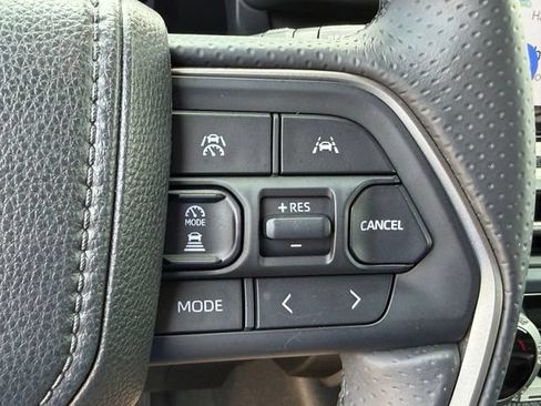 Used 2026 Toyota 4Runner Limited AWD/4WD image 22