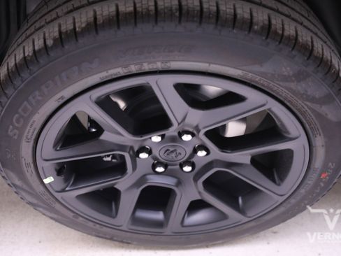 New 2026 RAM 1500 Laramie w/ Night Edition image 38