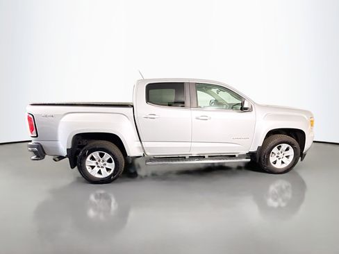 Used 2017 GMC Canyon SLE image 11
