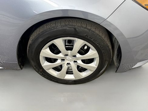 Used 2023 Toyota Corolla LE image 31