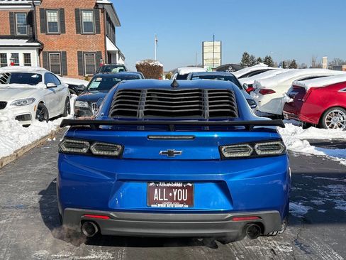 Used 2017 Chevrolet Camaro LT image 5